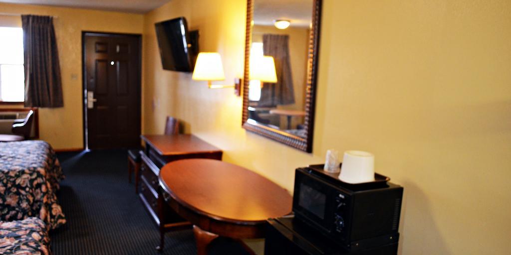 Aloha Inn McAllen Room photo